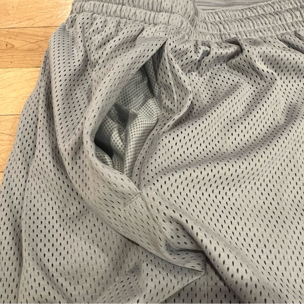 Nike Mamba Sports Academy Kobe Bryant Mens 3XL Gray Black Ball Shorts Pockets - Picture 6 of 9